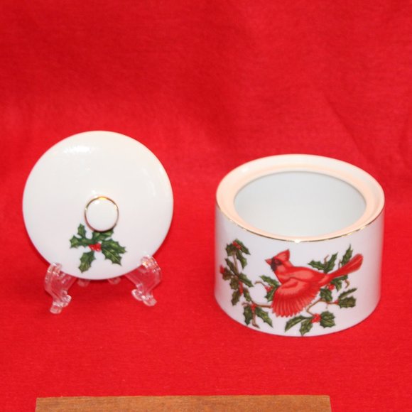 Lefton Other - **LAST CHANCE** Cardinal Holly Berry Covered Candy Dish
